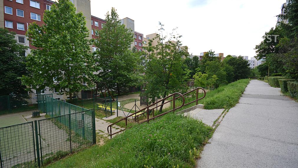 Štýlový 3-izbový byt po kompletnej rekonštrukcii - Viedenská ulica