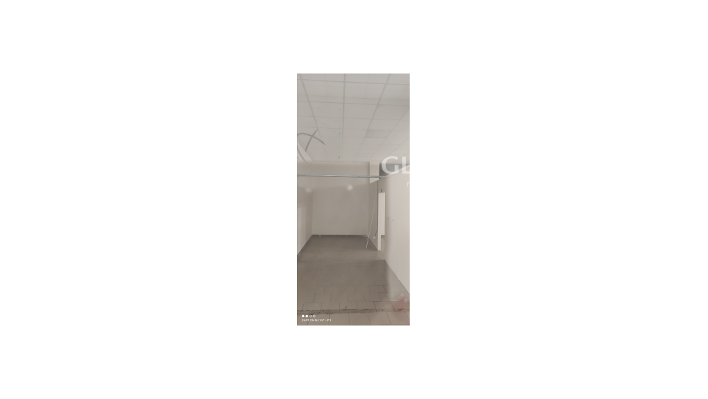 Obchodné priestory 50 m2 v OC na Sekčove