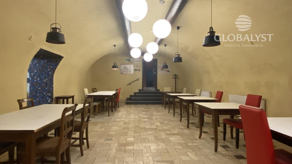 Prenajmeme štýlové reštauračné priestory - 382 m2 v historickom centre mesta