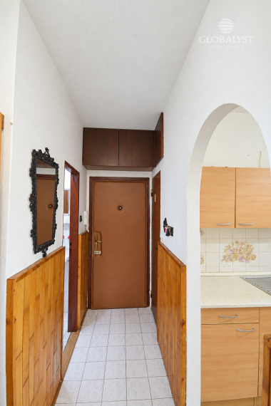 Kompletne zariadený 3-izbový byt s loggiou – Košice, Furča