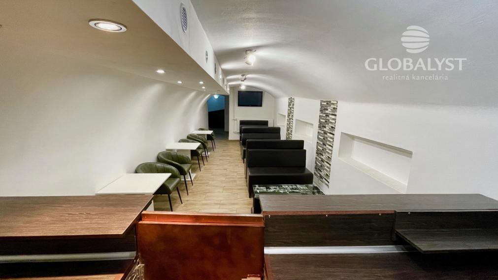 Ponúkame na do prenájom -  bar v centre mesta, na ulici Mäsiarskej v Košiciach