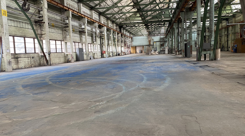Výrobné a skladovacie priestory - 4000 m2