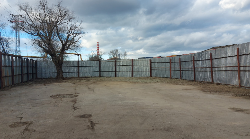 Pozemok na prenájom - 705 m2 - na skladovanie - v južnej časti mesta