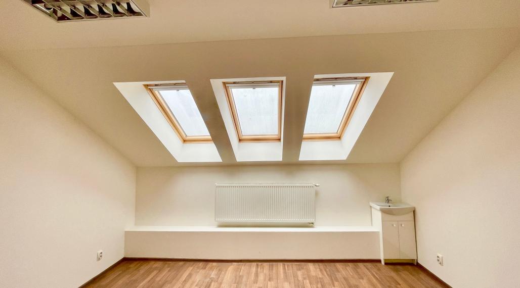 Kompaktná kancelária -16 m2, v centre mesta na Moyzesovej