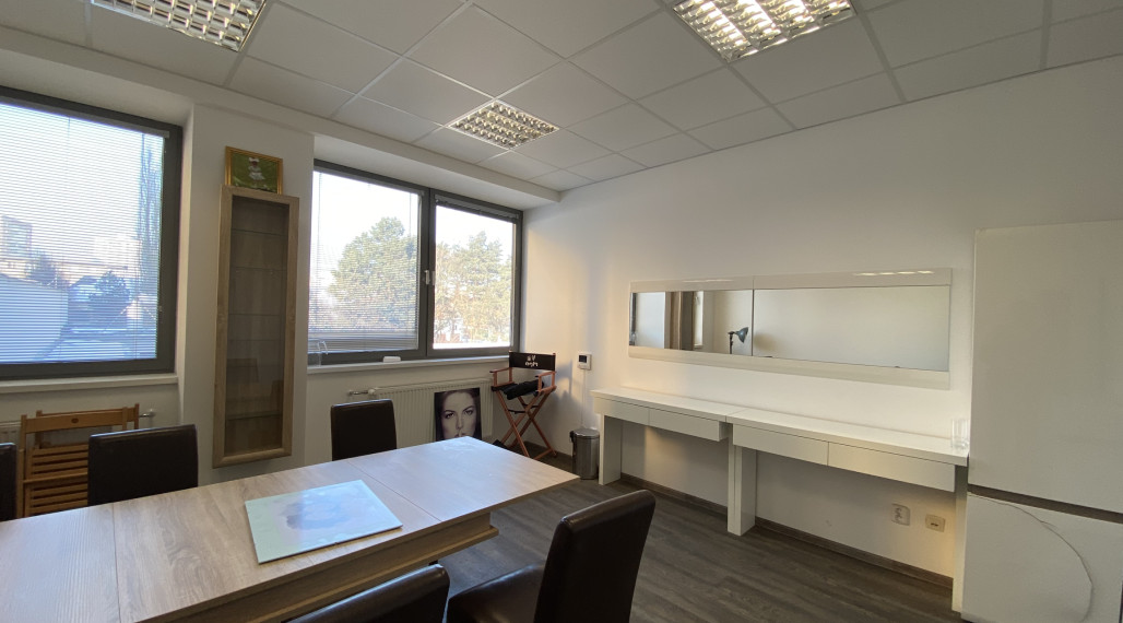 Na prenájom kompaktná kancelária - 21 m2 - blízko centre mesta