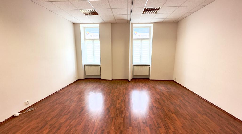 Rekonštruované priestory 41 m2 v centre mesta