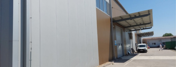 Moderná skladovacia hala s výmerou 1350 m2
