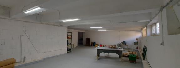 Kompaktné skladovacie priestory 100 m2 s rampou