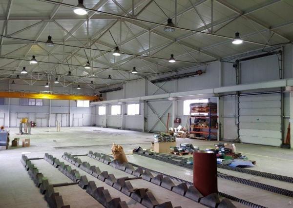 Predaj výrobný objekt - 1 036 m2, Košice - mestská časť Juh
