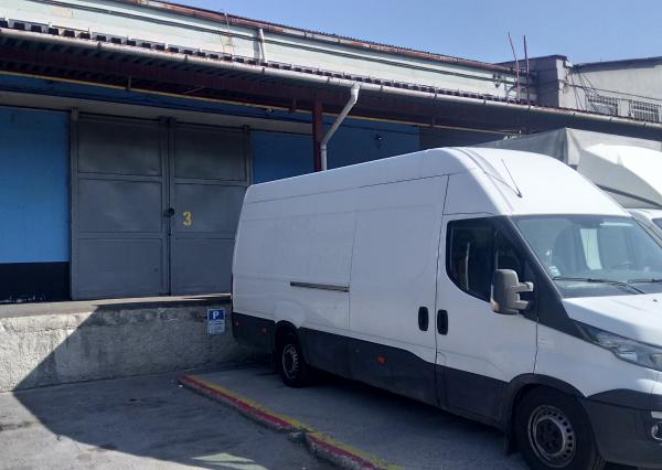 Priestor s výmerou 413 m2 na skladovanie v južnej časti mesta