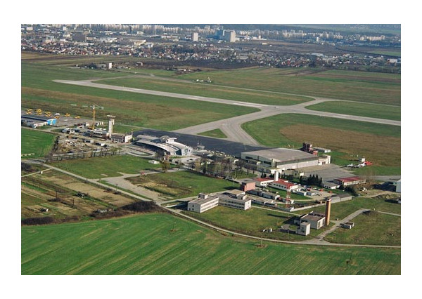 Investičný pozemok s rozlohou takmer 13000 m2 pri letisku