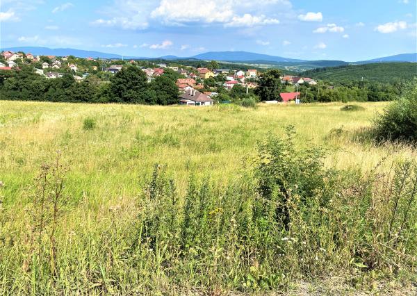Investičný pozemok na RD v Košickej Novej Vsi