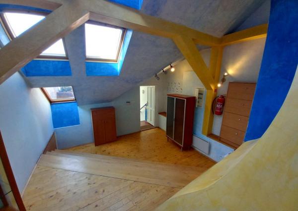Atraktívny a priestranný trojizbový byt v centre mesta
