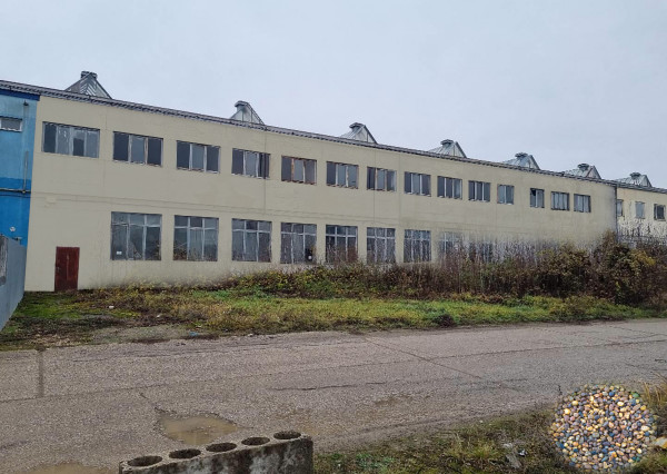 Priemyselná budova - 1000 m2 v Michalovciach