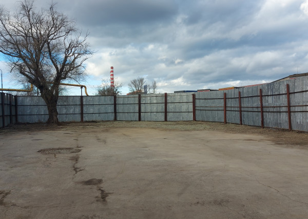 Pozemok na prenájom - 705 m2 - na skladovanie - v južnej časti mesta