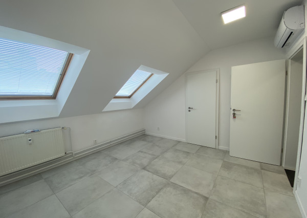 Kancelárske priestory 33 m2 na Hlavnej ulici