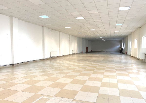 Ponúkame na prenájom skladovacie priestory 430 m2 v  Barci