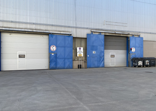 Prenájom výrobných a skladovacích priestorov - 400 m2