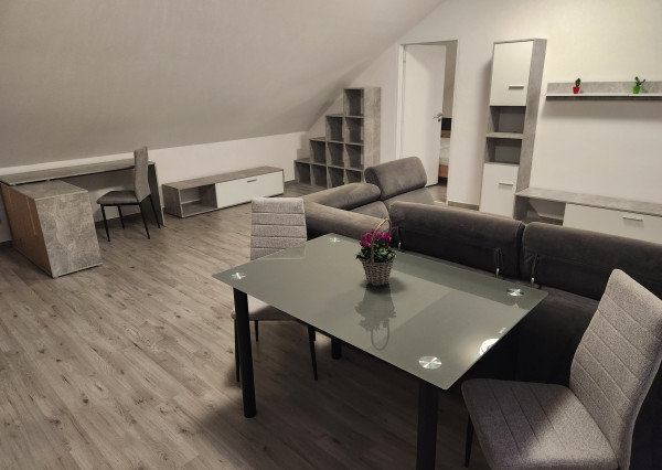 Kompletne zariadený apartmán 32 m2 na Juhu