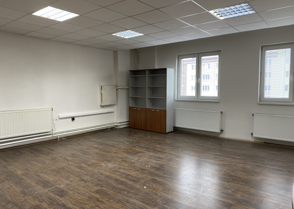 Kancelárske priestory : 73,5  m2, v širšom centre mesta