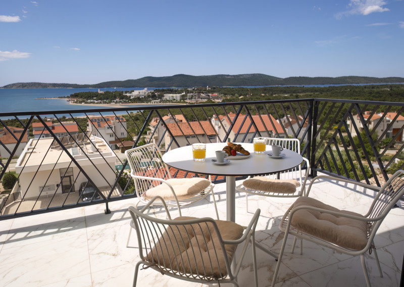 Apartmán - 2 izby - v luxusnej vile Mediterana na polostrove Solaris